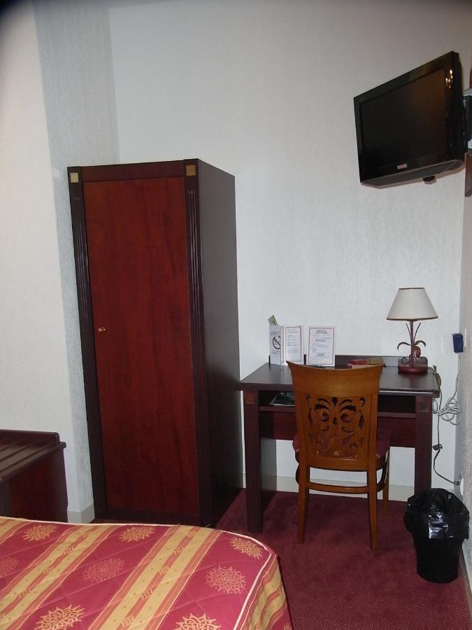 La Rochette  Hotel Du Parc חדר תמונה